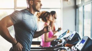 people running on treadmill